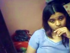 Webcam Solo Action With Indian Teen Fingering Her Cunt